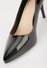 Black Court Heels